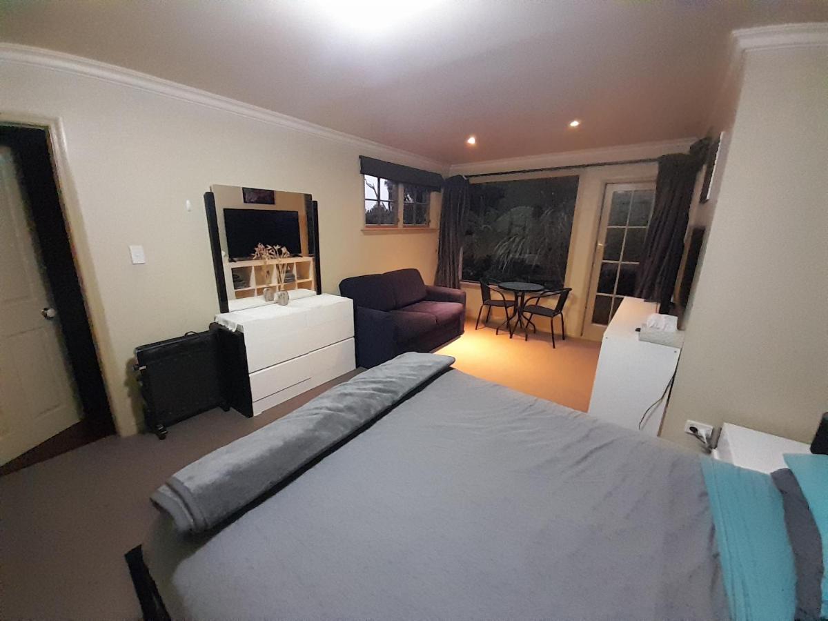 Georges Bnb Nature And Lifestyle Retreat New Plymouth Exterior photo